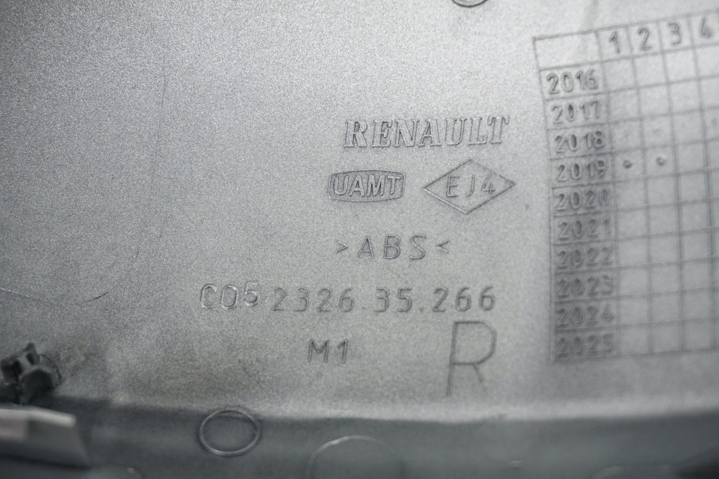 Pièce d'origine Coque de rétroviseur pour Dacia Duster II 963745777R