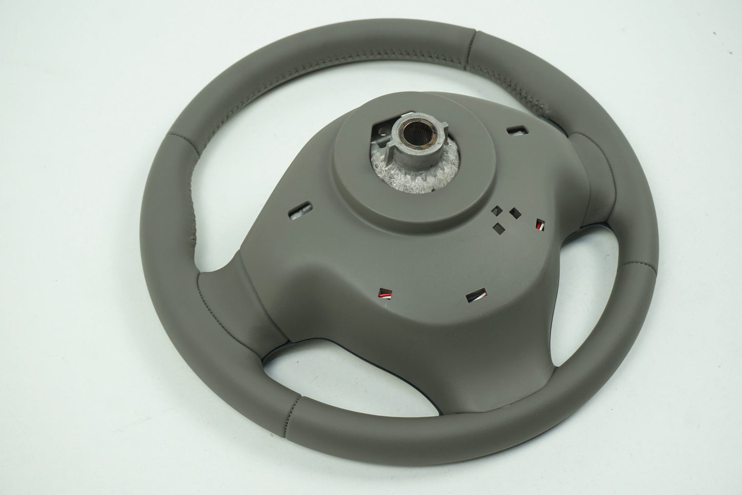 Pièce d'origine Volant pour Renault Captur I 484009811R