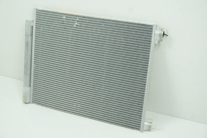 Pièce d'origine Condenseur de climatisation pour Renault Scenic IV Megane IV Talisman 921001829R
