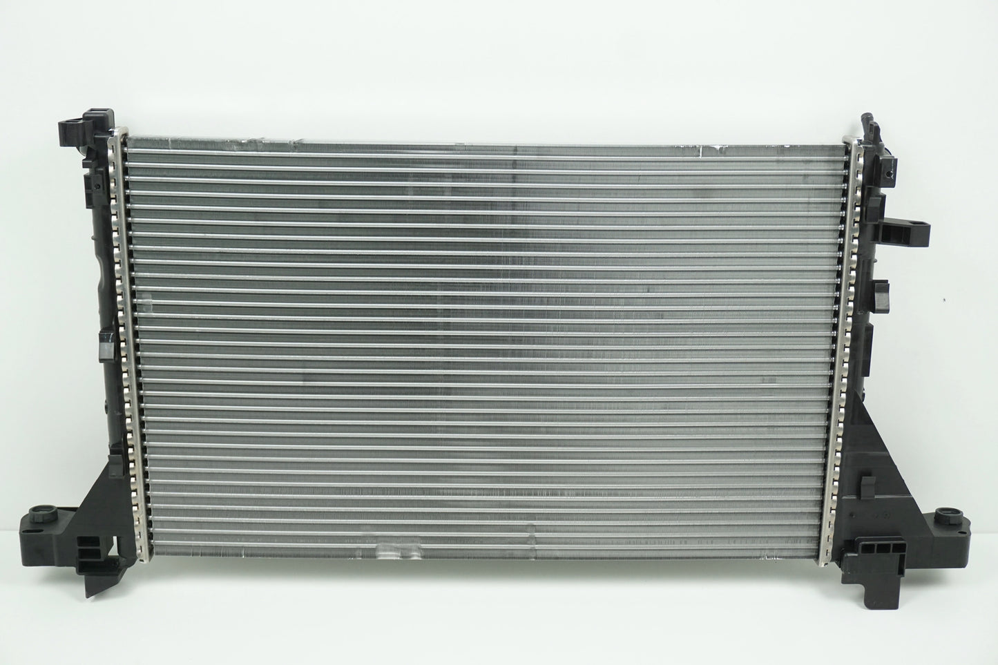 Pièce d'origine Radiateur moteur pour Renault Master III Opel Movano B Nissan NV400 2.3 DCI 214004474R