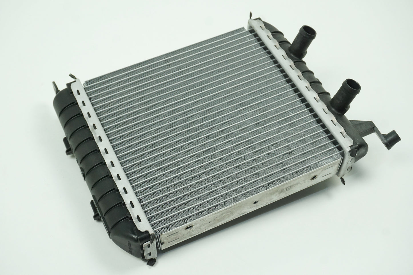 Pièce d'origine Radiateur d'huile de boîte automatique pour Renault Laguna III 214100045R