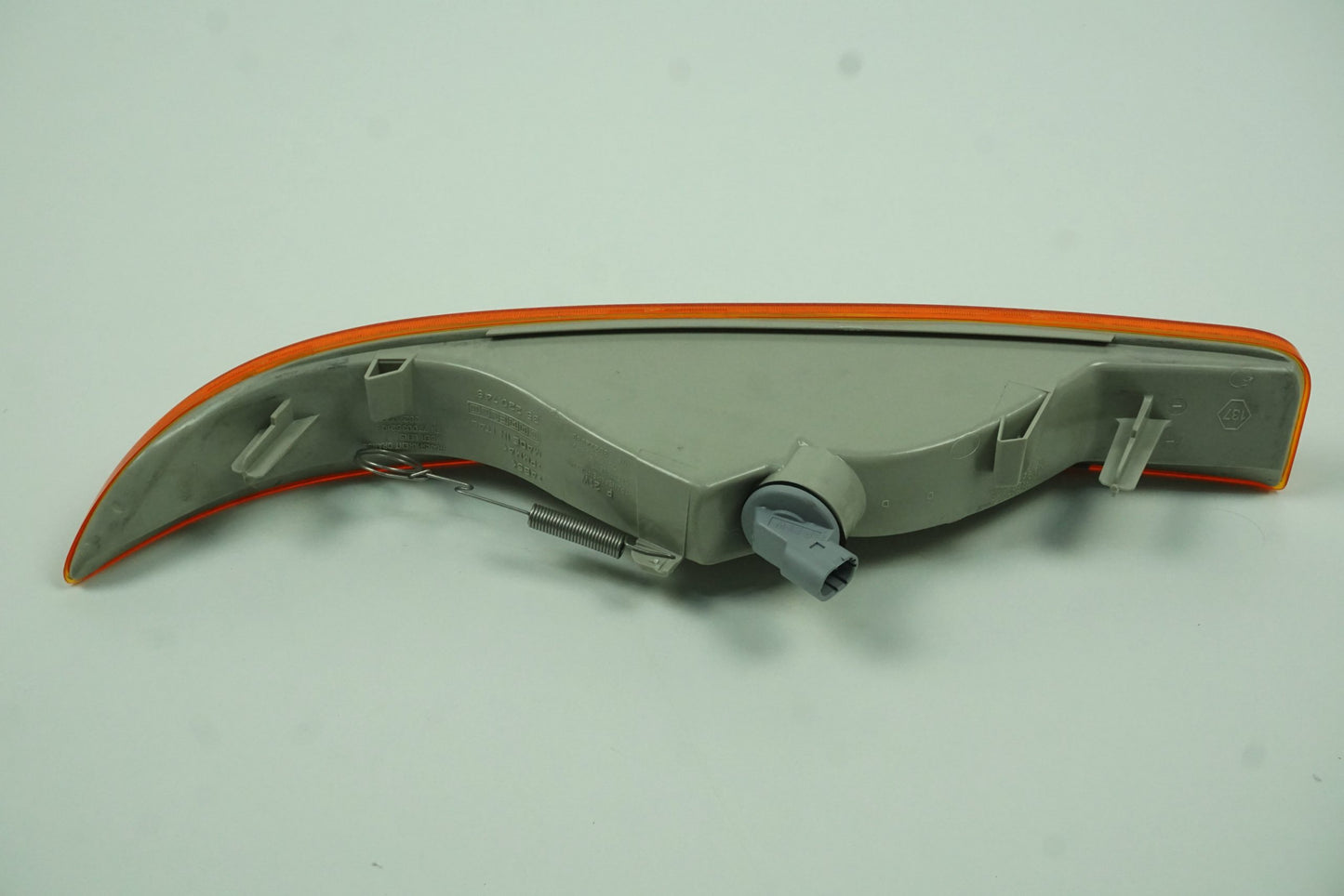 Pièce d'origine Clignotant droit pour Renault Master II 7701044523