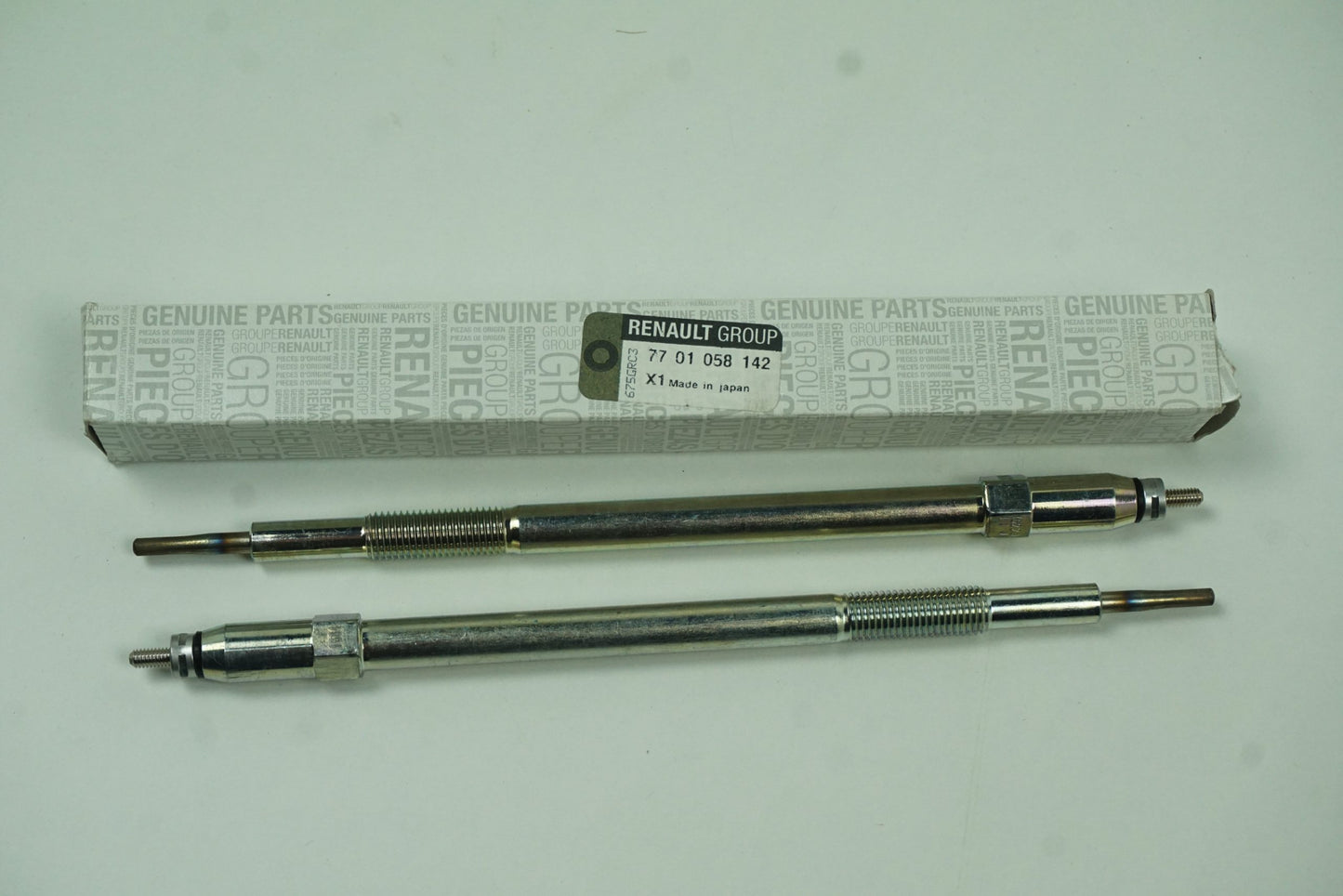 Pièce d'origine Bougie de préchauffage pour Renault Master II 3.0 DCI 7701058142