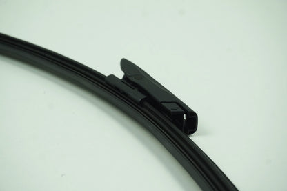 Pièce d'origine Balai d'essuie-glace avant gauche pour Renault Clio IV 288900432R