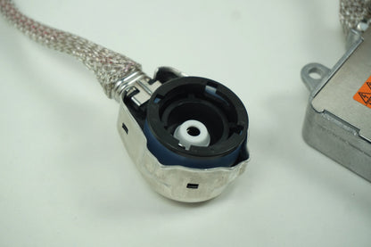 Pièce d'origine Calculateur xénon pour Renault Vel Satis 7701052286