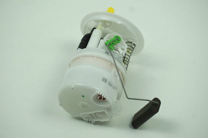 Pièce d'origine Pompe à carburant pour Dacia Duster 172024983R
