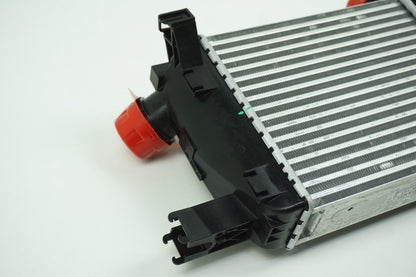Pièce d'origine Échangeur d'air de suralimentation pour Renault Clio IV RS 1.6 TCE 144967318R