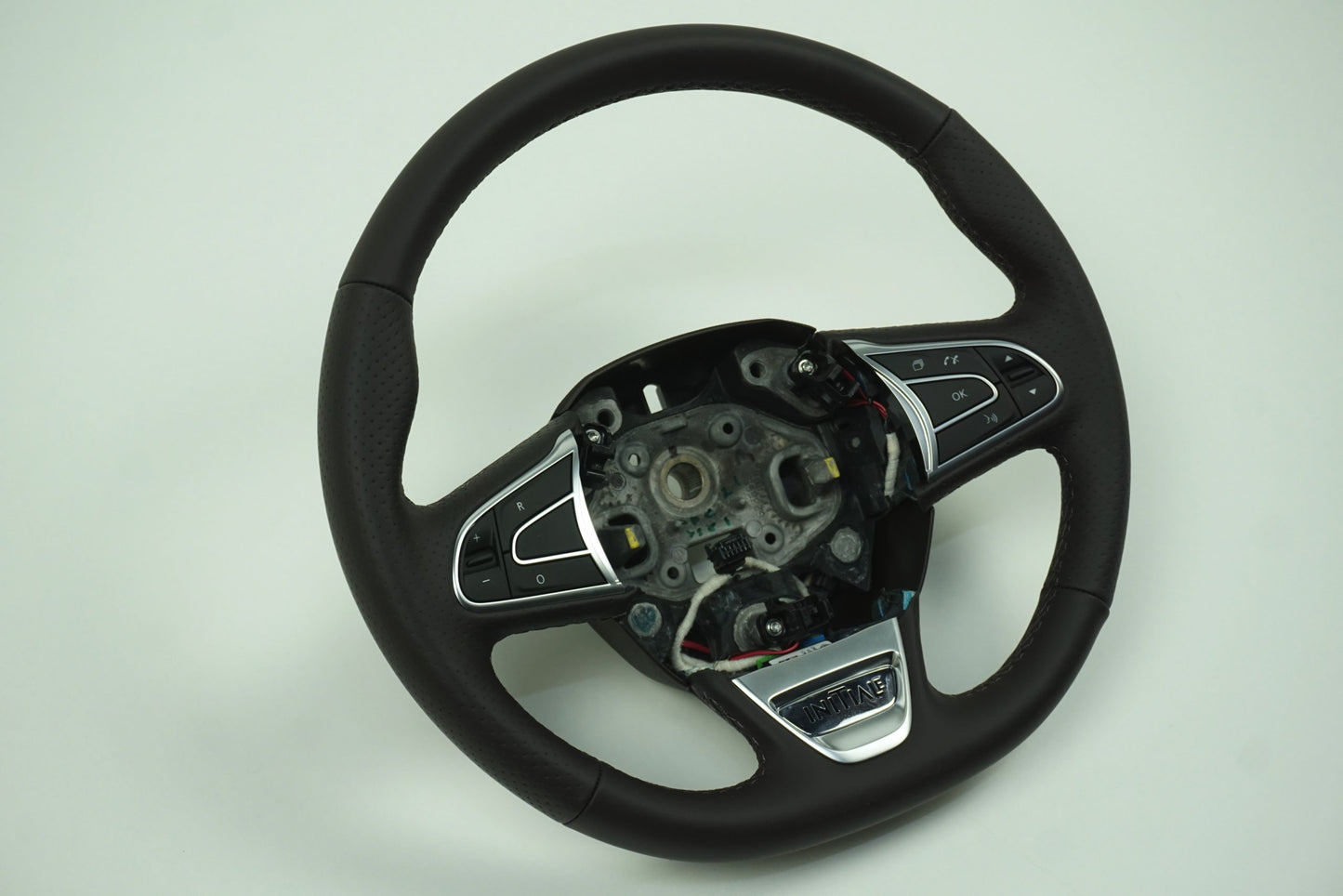 Pièce d'origine Volant pour Renault Espace V Initiale 484003959R
