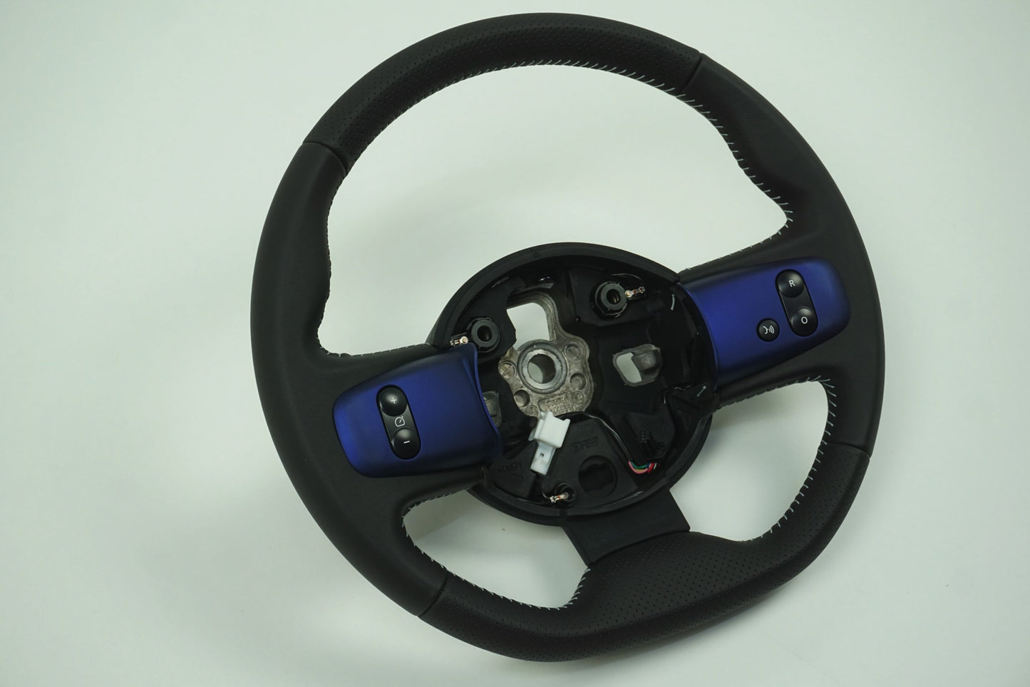 Pièce d'origine Volant pour Renault Twingo III 484005181R