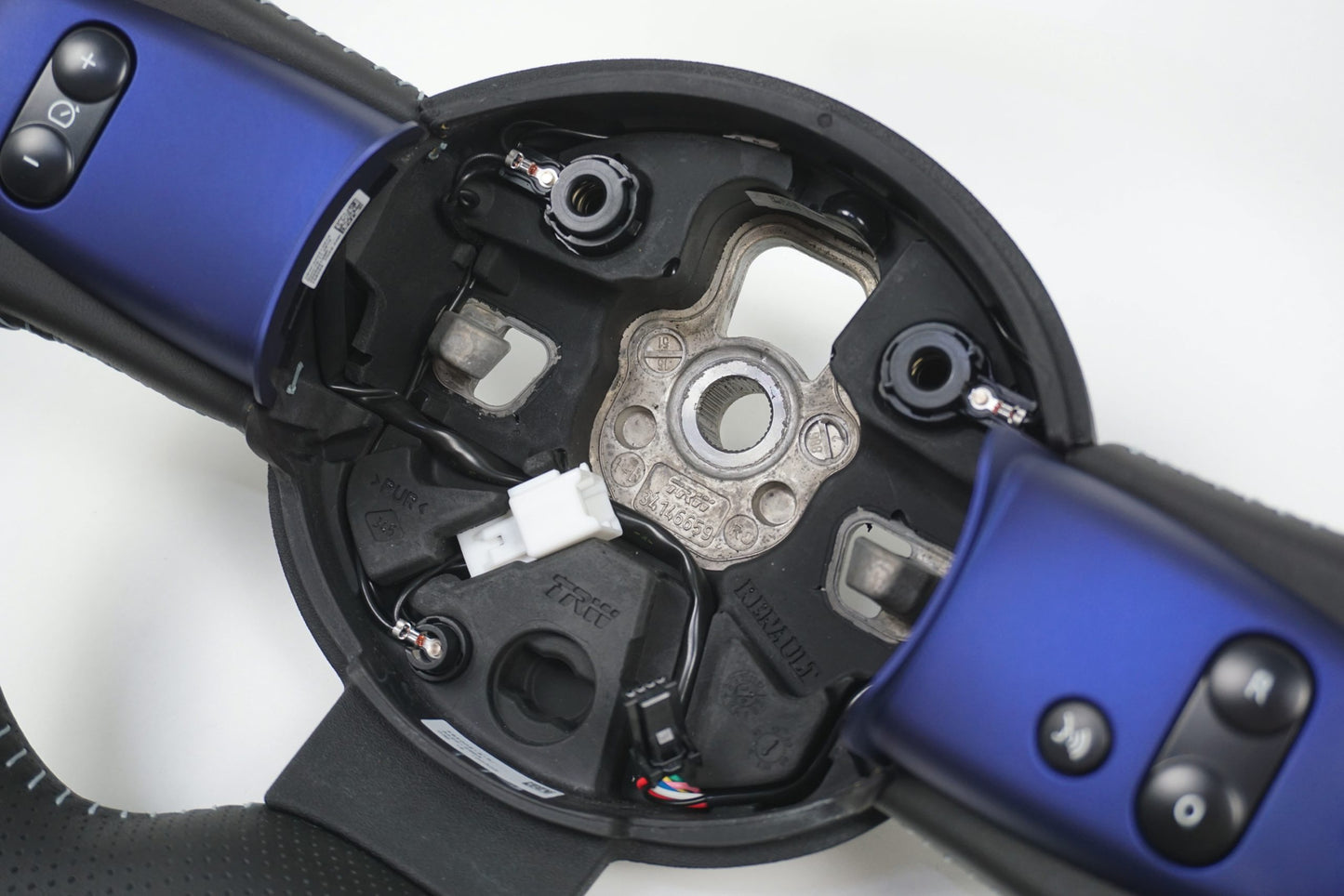 Pièce d'origine Volant pour Renault Twingo III 484005181R
