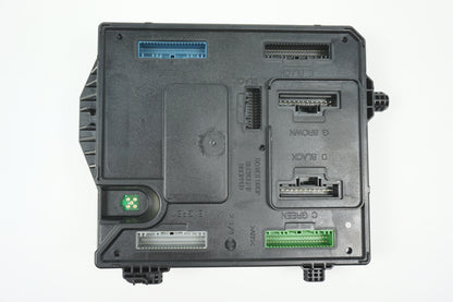 Pièce d'origine Boîtier de fusibles pour Renault Megane III 284B12059R