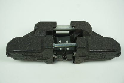 Pièce d'origine Cric pour Renault Master 8200725335