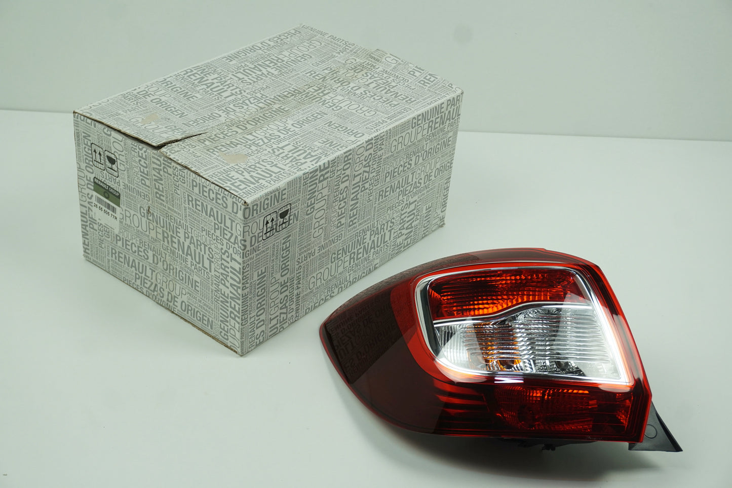 Pièce d'origine Feu arrière gauche pour Dacia Sandero II 265550577R