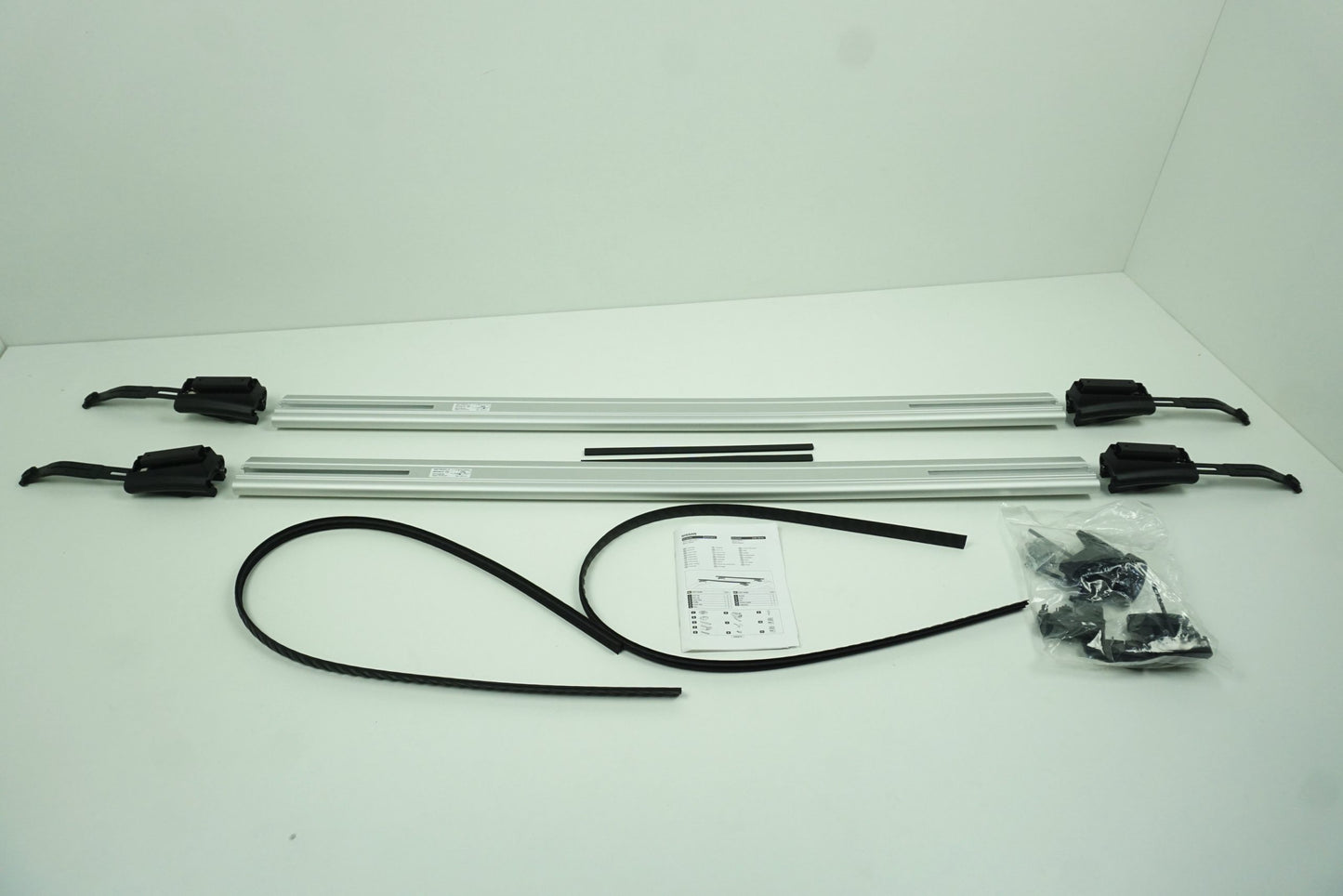 Pièce d'origine Barre transversale aluminium pour Nissan Navara D23 Renault Alaskan 8201706433