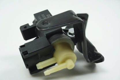 Pièce d'origine Électrovanne de dépression de turbocompresseur pour Renault 1.5 dCi 8200790180