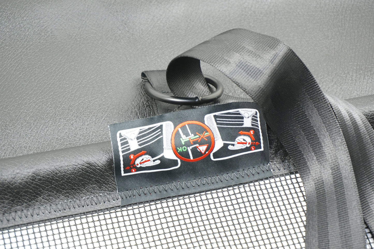 Pièce d'origine Filet de coffre avec cache-bagages pour Renault Trafic III Opel Vivaro B 8200235206