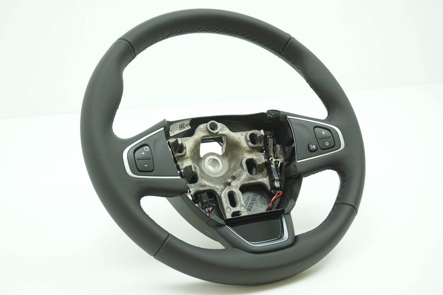 Pièce d'origine Volant pour Renault Clio IV 484000110R