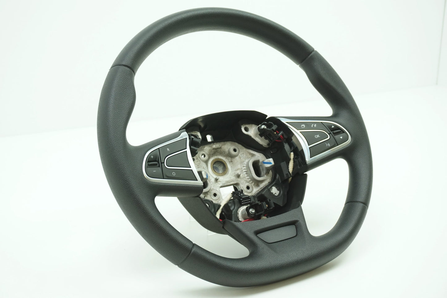 Pièce d'origine Volant pour Renault Megane IV 484006404R