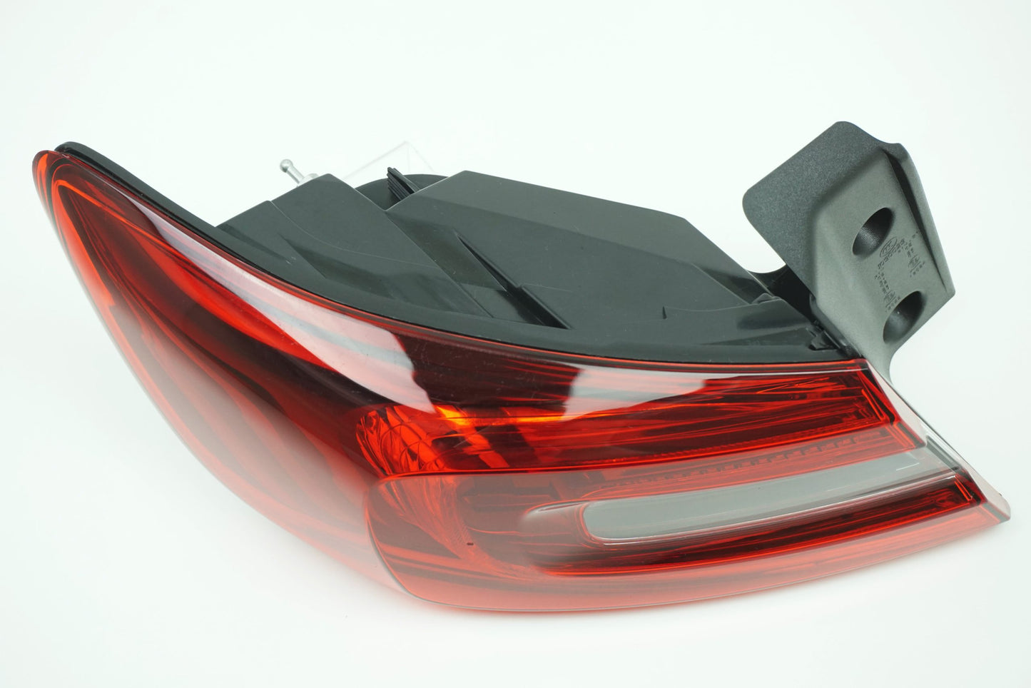 Pièce d'origine Feu arrière gauche pour Renault Talisman 265559888R