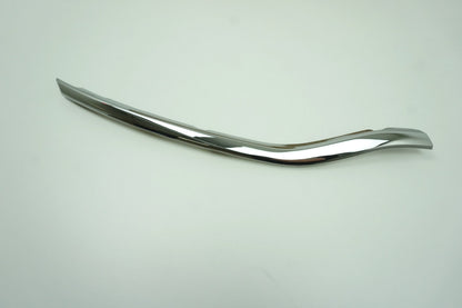 Pièce d'origine Baguette chromée de pare-chocs droite pour Renault Talisman 620743394R