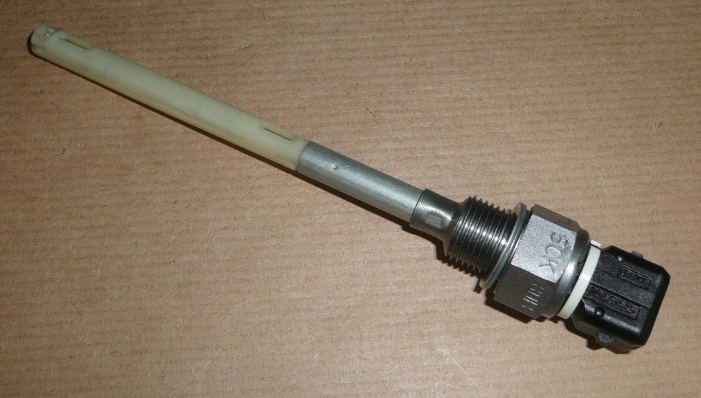 Capteur de niveau d’huile 11145CK80B pour Renault Laguna III — vue de la pièce