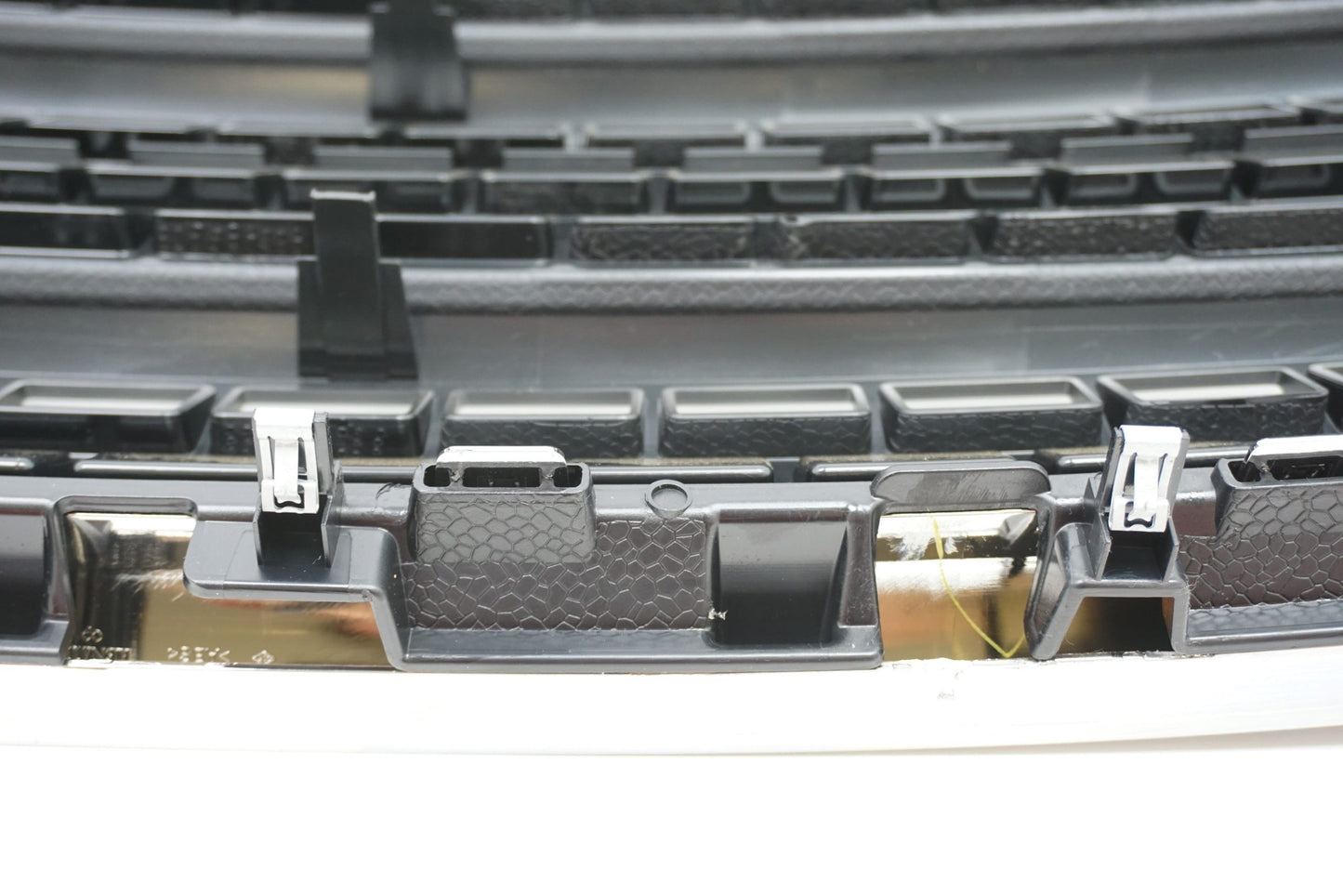 Pièce d'origine Calandre pour Renault Master IV 623109004R