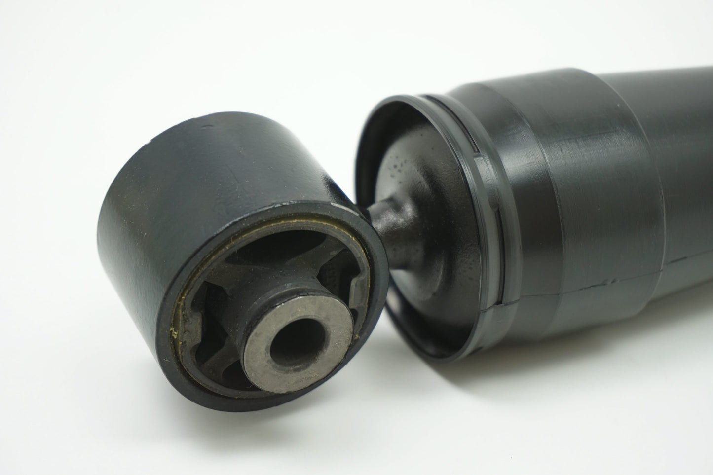 Pièce d'origine Amortisseur arrière pour Renault Laguna II 8200283391