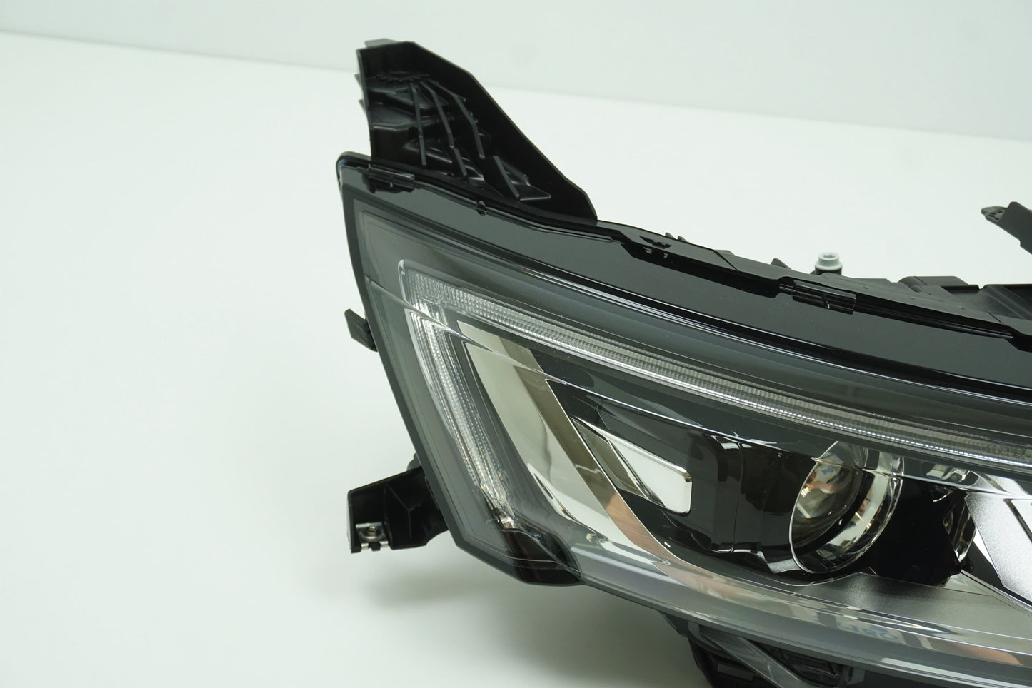 Pièce d'origine Phare droit pour Renault Talisman 260108543R