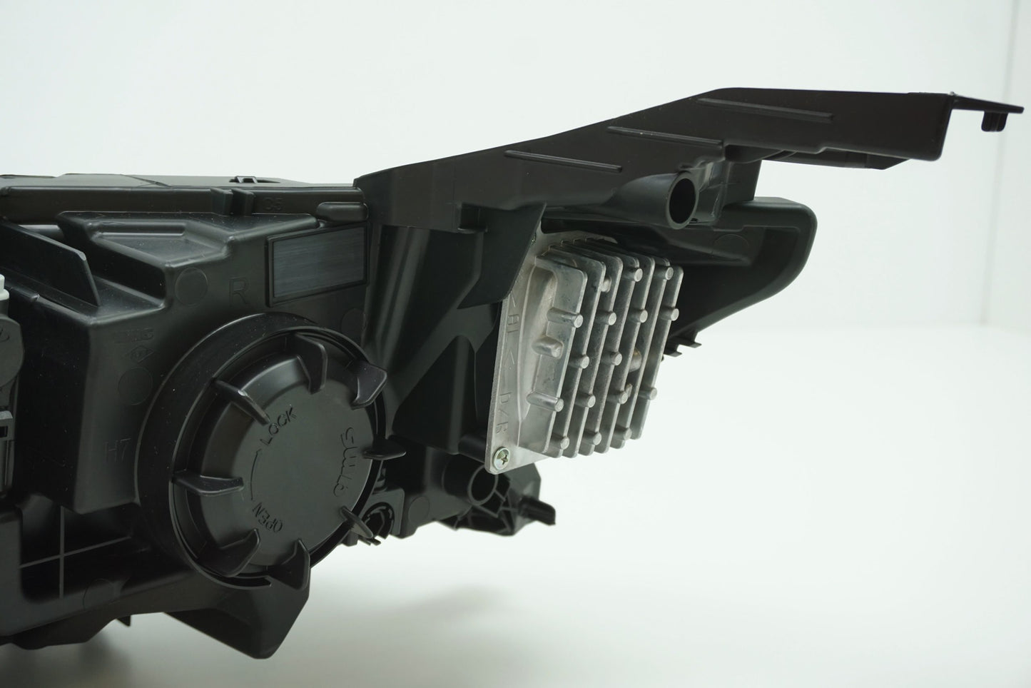 Pièce d'origine Phare droit pour Renault Talisman 260108543R