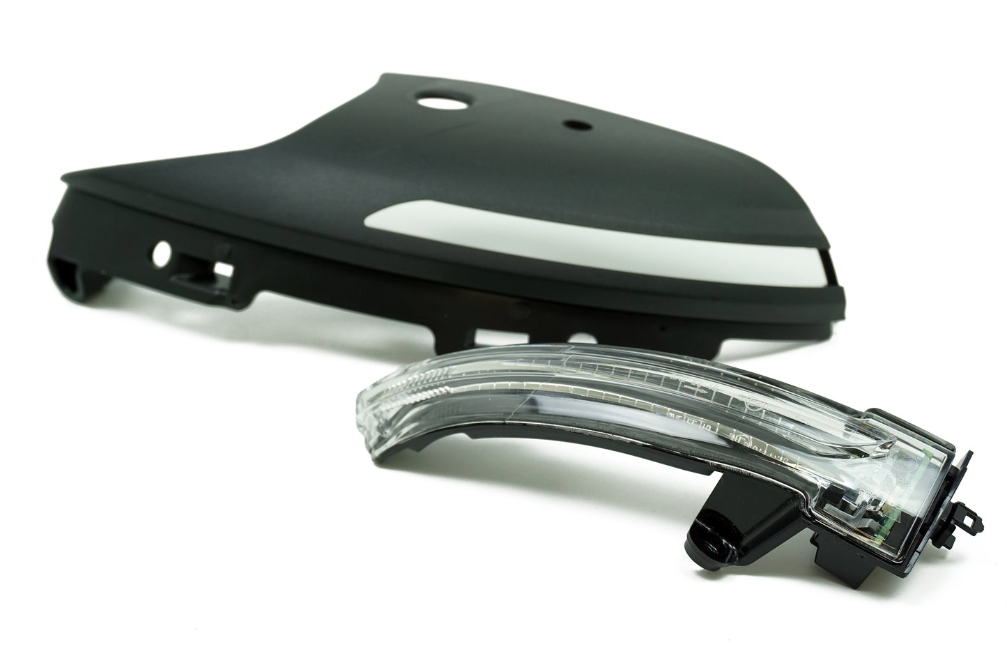 Pièce d'origine Clignotant de rétroviseur droit avec cache pour Renault Megane IV 963053102R