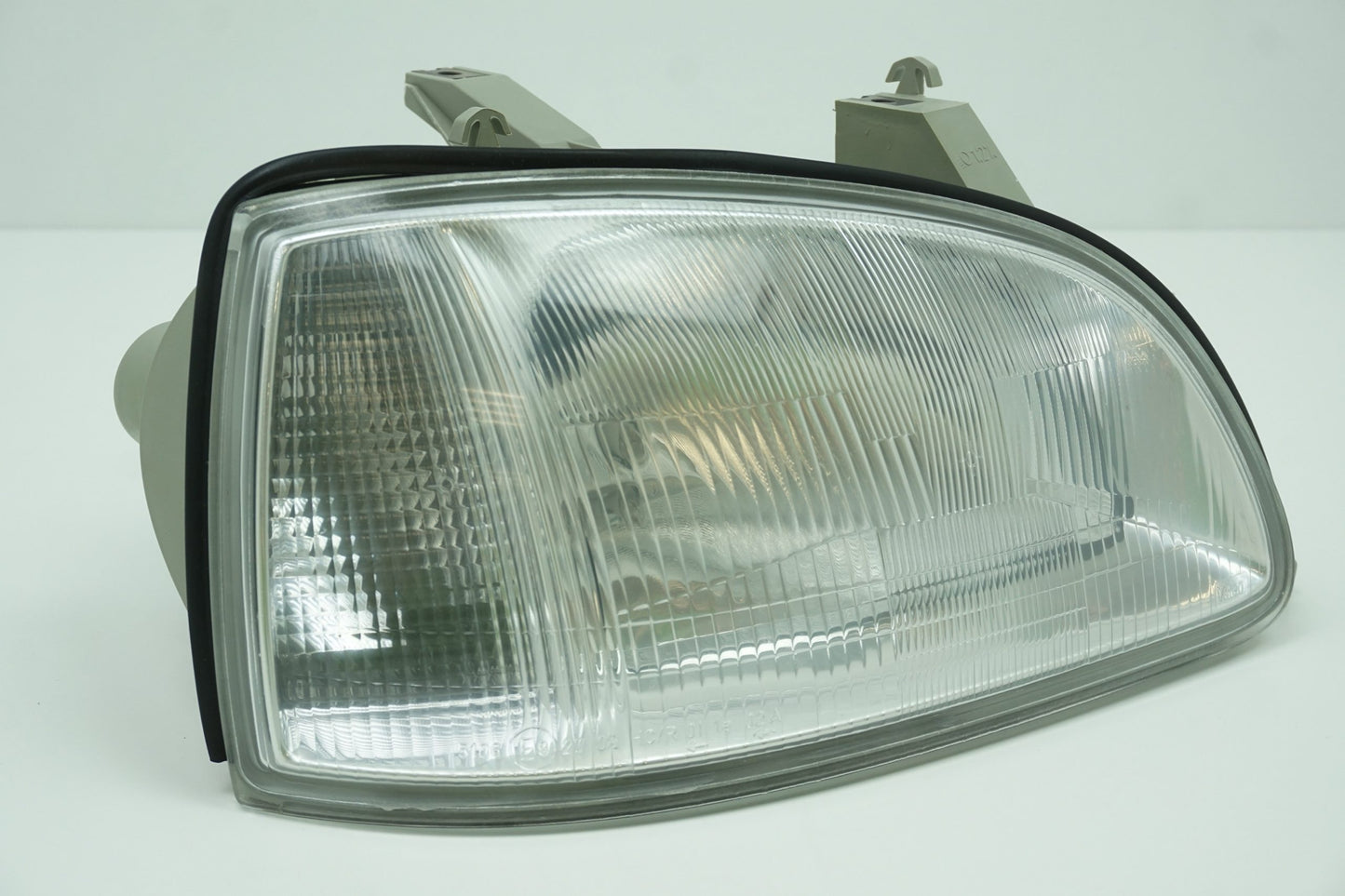 Pièce d'origine Phare droit pour Renault Clio I Phase 2 7701042148
