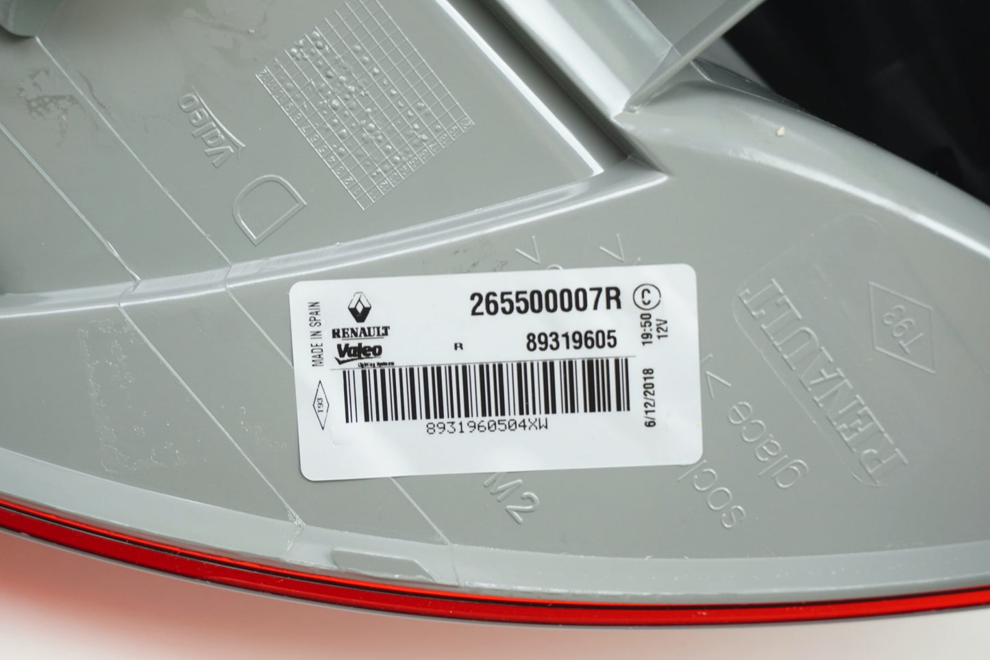 Pièce d'origine Feu arrière droit pour Renault Megane III hayon 265500007R