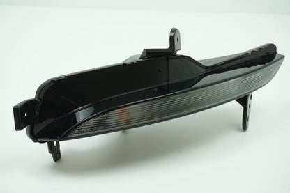 Pièce d'origine Clignotant droit pour Renault Megane IV 261306376R