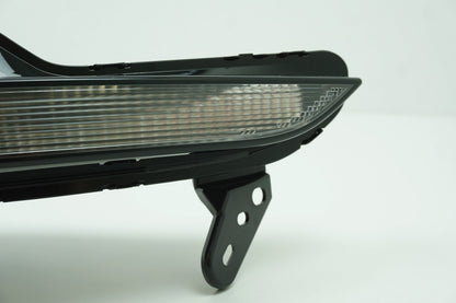 Pièce d'origine Clignotant droit pour Renault Megane IV 261306376R