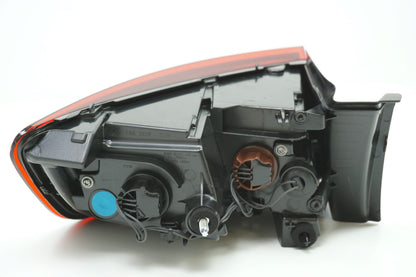 Pièce d'origine Feu arrière droit pour Renault Megane IV 265509578R