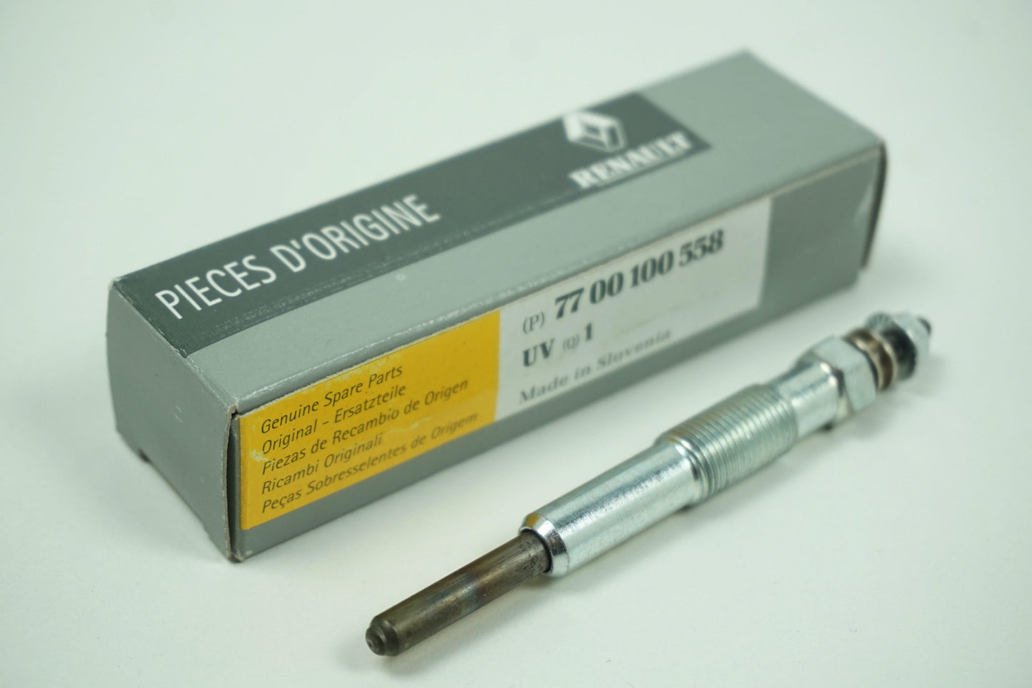 Pièce d'origine Bougie de préchauffage pour Renault Dacia 7700100558