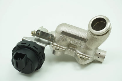 Pièce d'origine Vanne EGR pour Renault Master II 2.5 dCi 7701209368