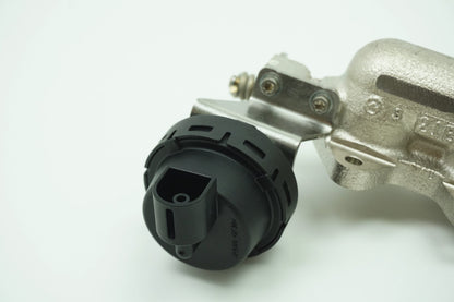 Pièce d'origine Vanne EGR pour Renault Master II 2.5 dCi 7701209368
