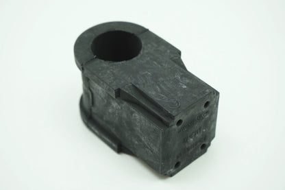 Pièce d'origine Silentbloc de barre stabilisatrice pour Renault Laguna III 546130003R