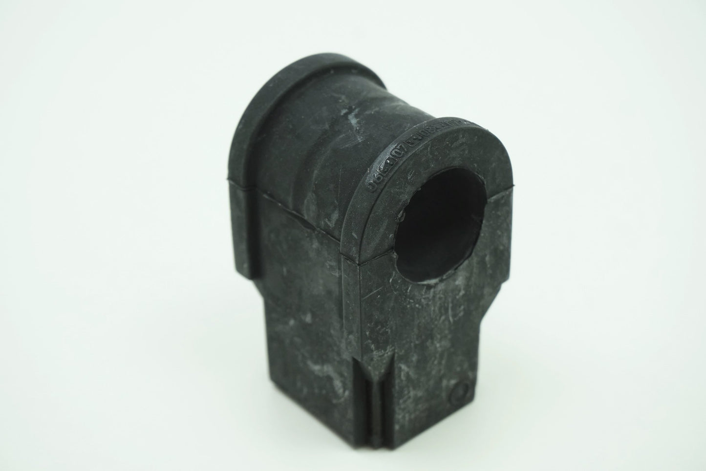 Pièce d'origine Silentbloc de barre stabilisatrice pour Renault Laguna III 546130003R