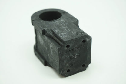 Pièce d'origine Silentbloc de barre stabilisatrice pour Renault Laguna III 546130003R