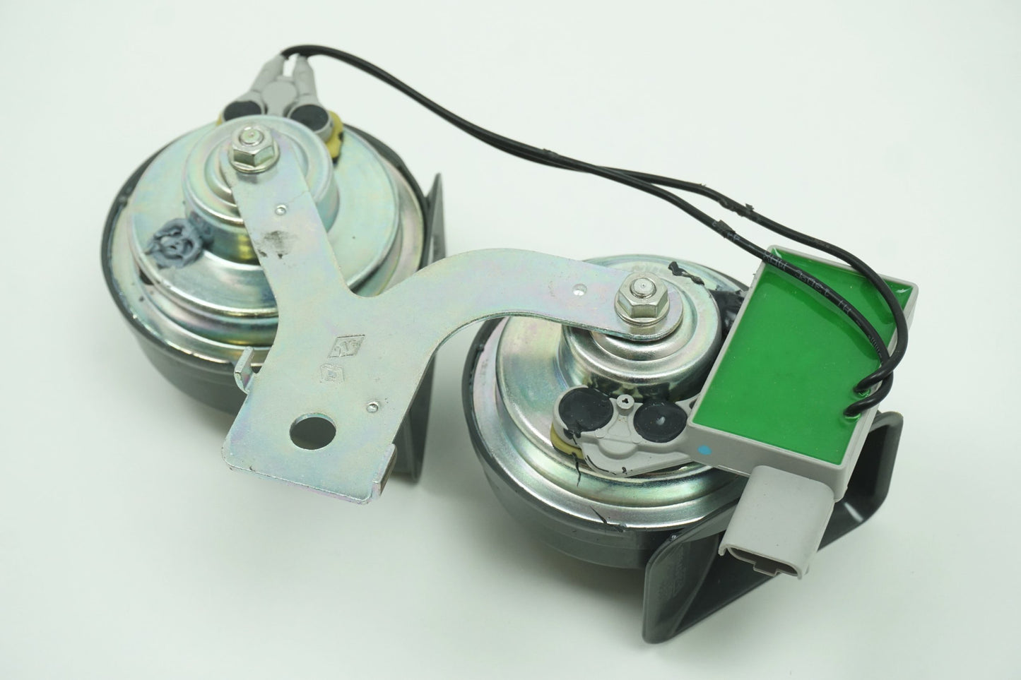 Pièce d'origine Double avertisseur sonore pour Renault Laguna Vel Satis 256107132R