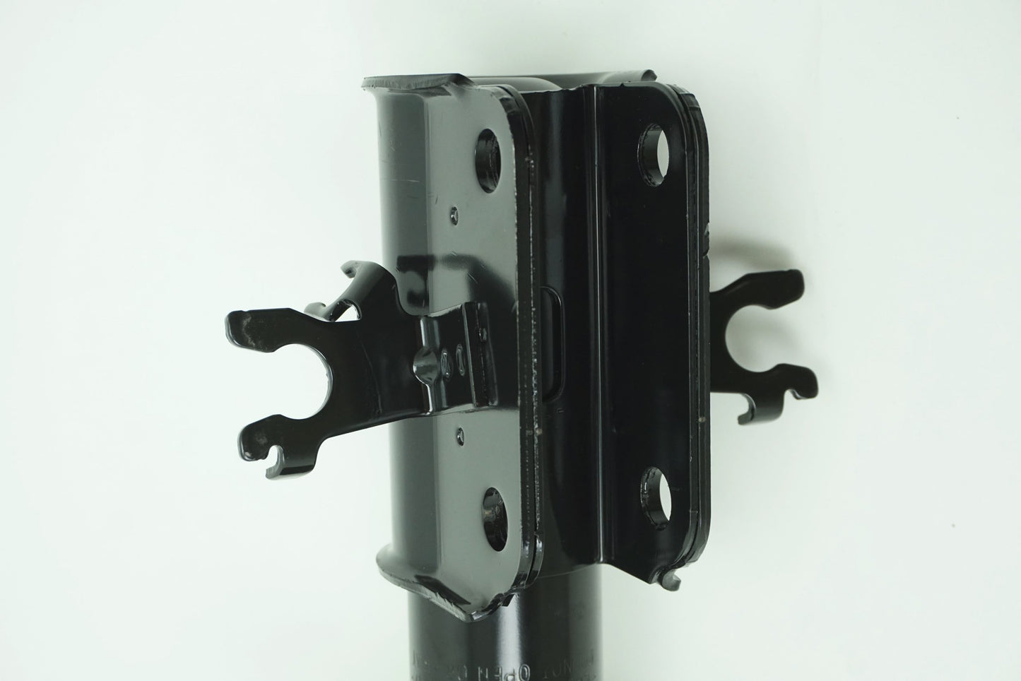 Pièce d'origine Amortisseur avant pour Renault Laguna III 543025668R
