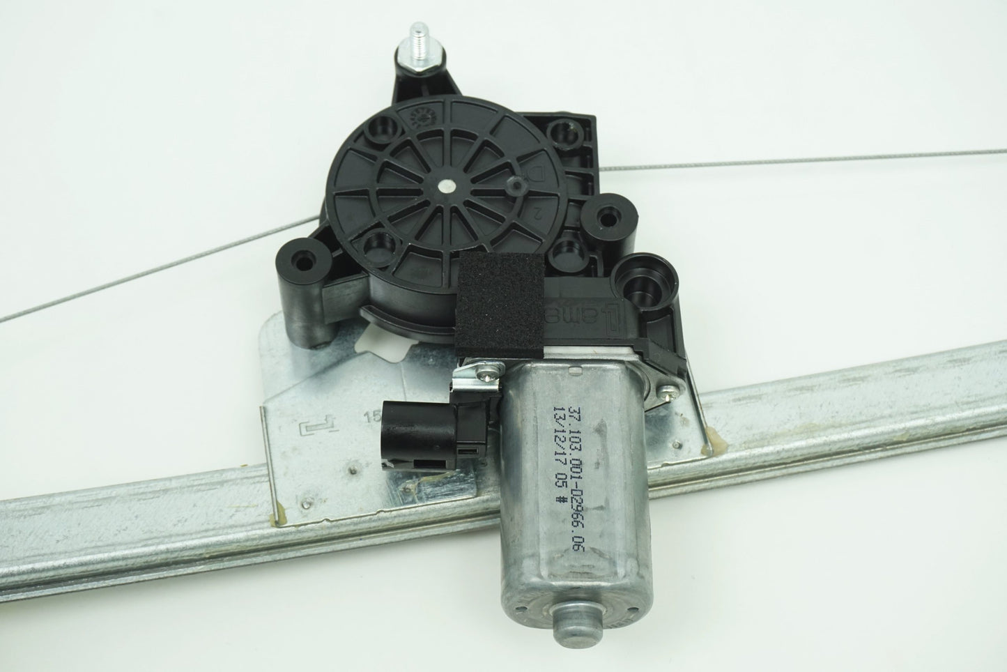 Pièce d'origine Lève-vitre droit pour Renault Trafic II Opel Vivaro Nissan Primastar 7700311821