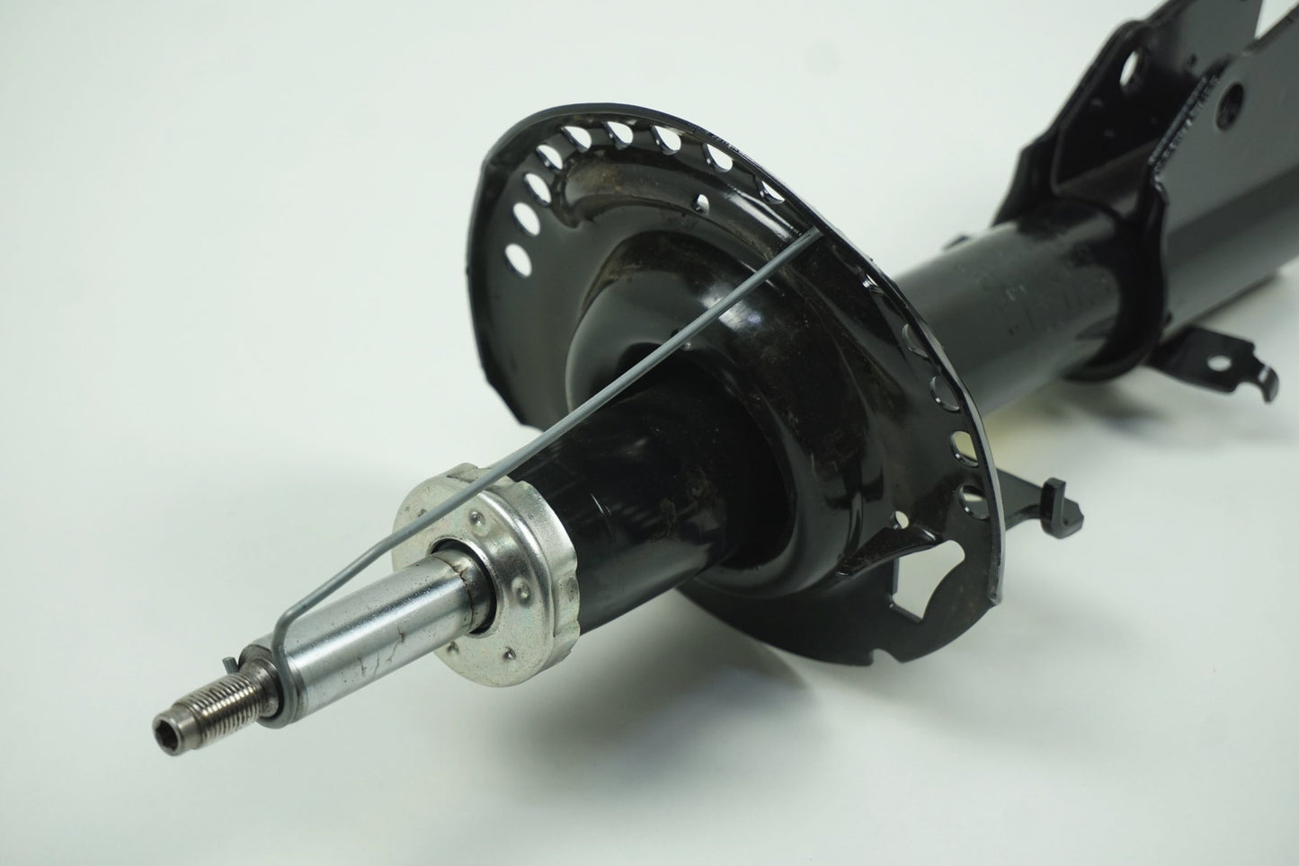 Pièce d'origine Amortisseur avant pour Renault Kangoo II 8200591289