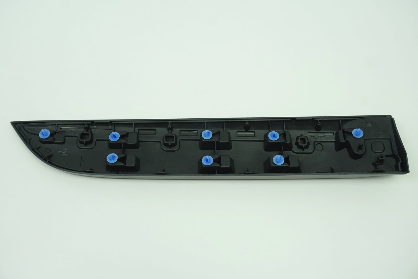 Pièce d'origine Baguette de porte arrière gauche pour Renault Mégane III 828773074R