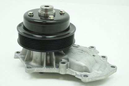 Pièce d'origine Pompe à eau pour Renault Master II Mascott 3.0 dCi 7701057952