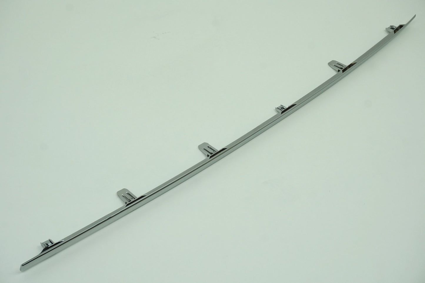 Pièce d'origine Baguette d'aile chromée gauche pour Renault Koleos II 638755596R