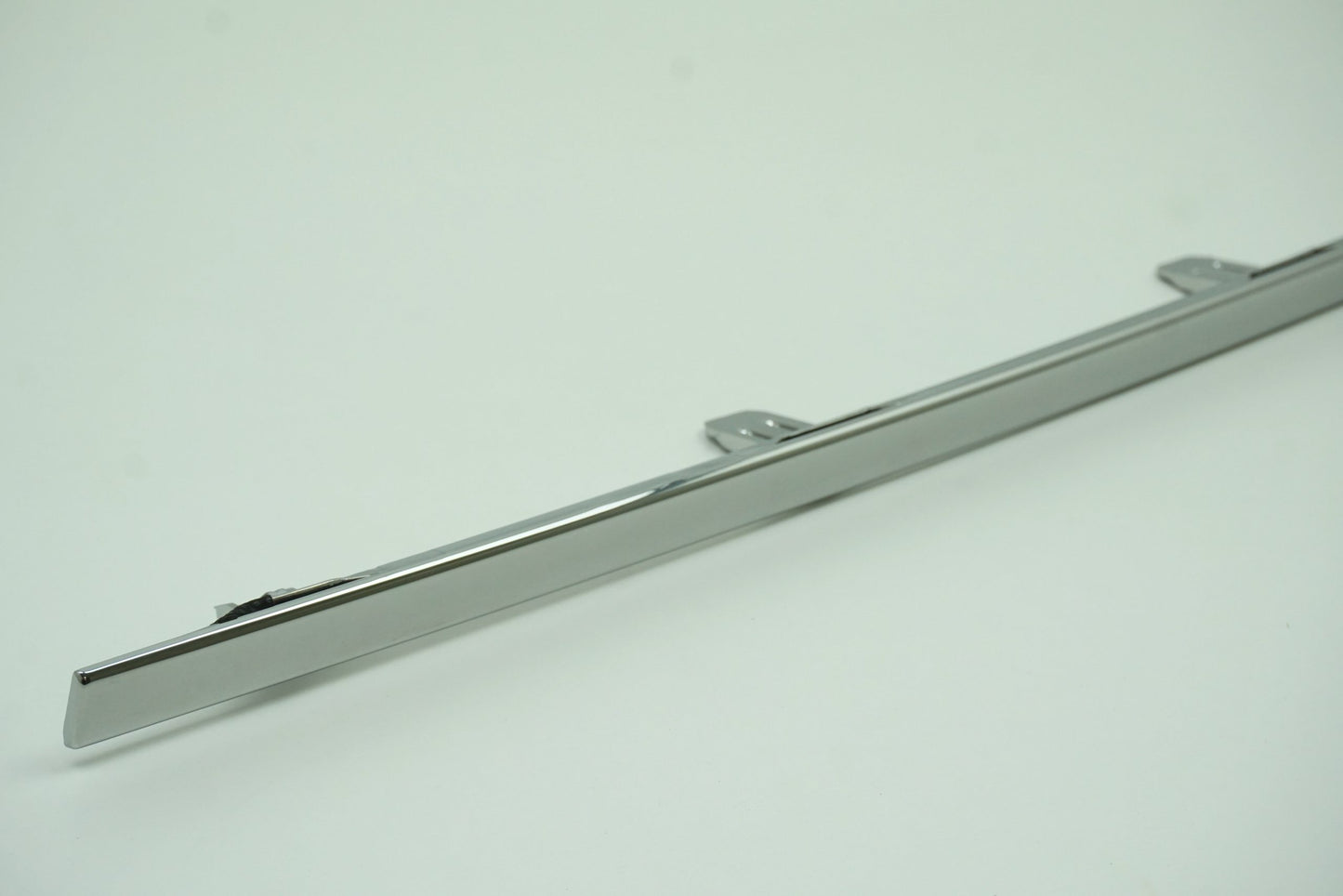 Pièce d'origine Baguette d'aile chromée gauche pour Renault Koleos II 638755596R