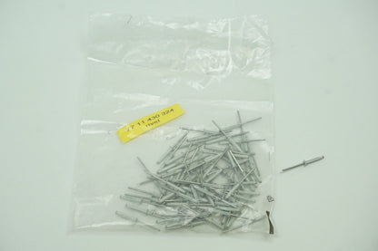Pièce d'origine Rivets de fixation 70 pièces pour Renault 7711430324